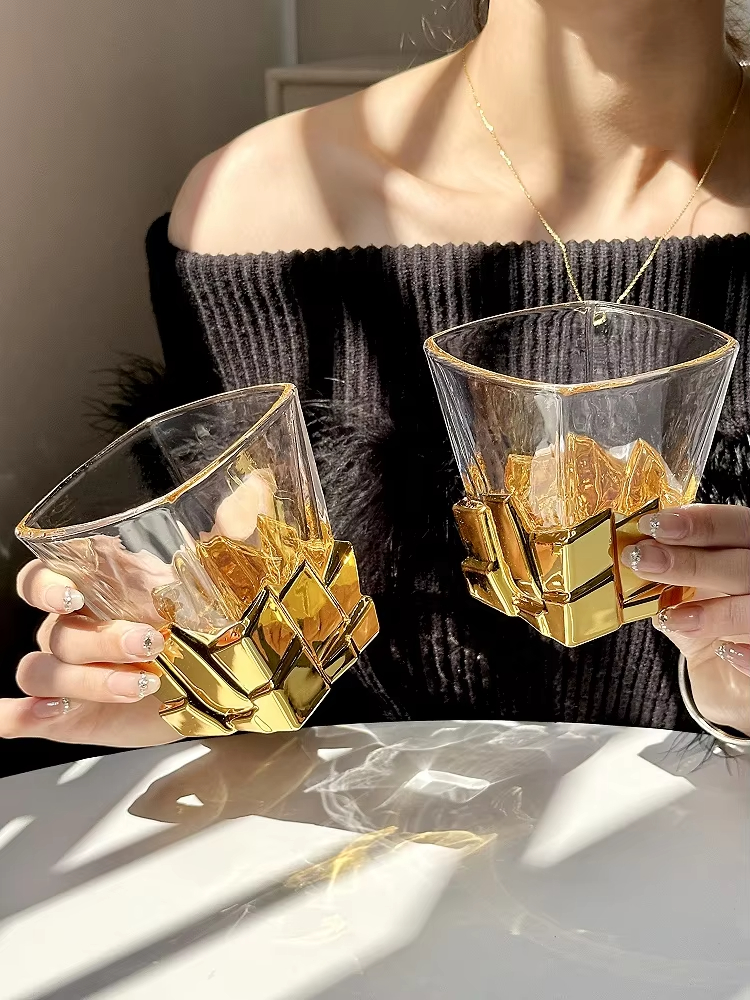Space Gold Ice Cube Cup Artist - Wine Whiskey Beer recension och pris
